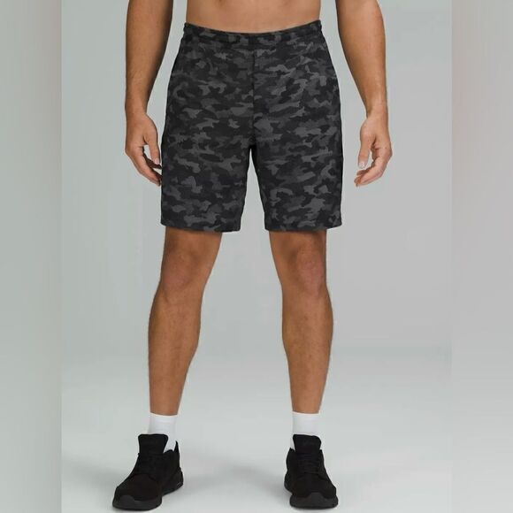 Lululemon Pace Breaker Short - Lined 9"
 in Variegated Black Camo Size S - Picture 4 of 13